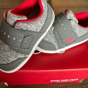 Baby size 4, See Kai Run Ryder ll INF SNEAKERS